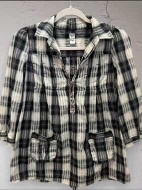 Vintage Free People Black, Cream Multicolored Plaid Peplum Button Up Blouse
